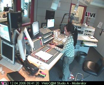 mp_1live_060412_38.jpg