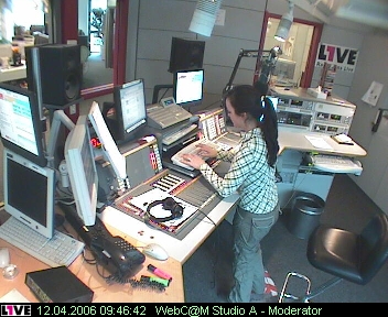 mp_1live_060412_43.jpg