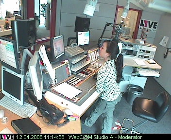 mp_1live_060412_51.jpg