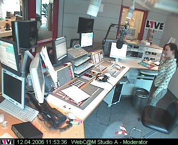 mp_1live_060412_55.jpg