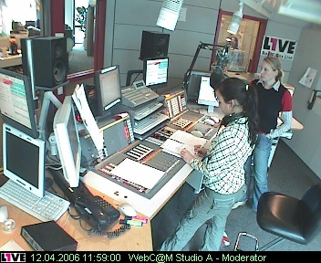 mp_1live_060412_59.jpg
