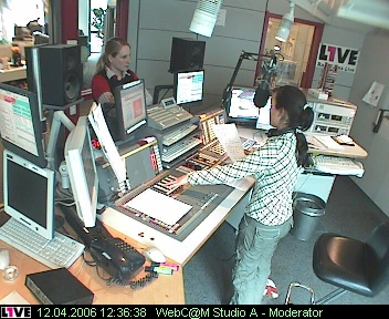 mp_1live_060412_69.jpg