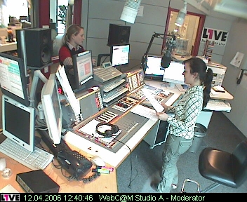 mp_1live_060412_76.jpg