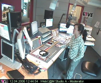 mp_1live_060412_79.jpg
