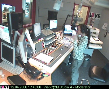 mp_1live_060412_80.jpg
