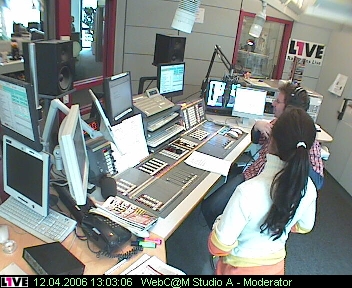 mp_1live_060412_98.jpg