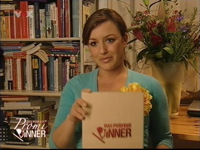 mp_promidinner050827_484.jpg