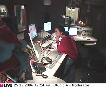 mp_1live_061225_135.jpg