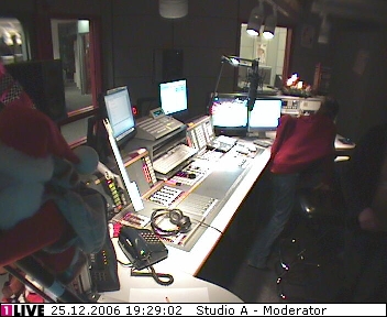 mp_1live_061225_136.jpg