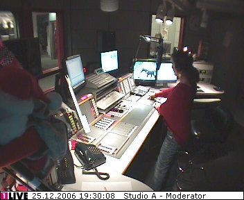mp_1live_061225_137.jpg