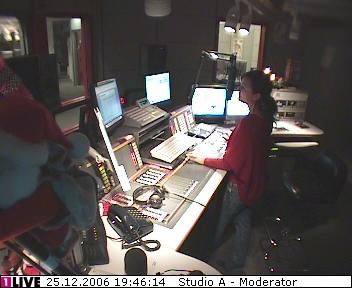 mp_1live_061225_147.jpg