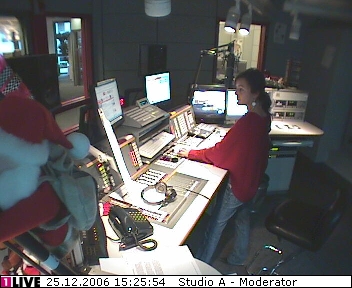 mp_1live_061225_28.jpg