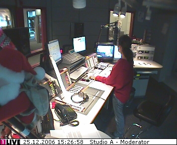mp_1live_061225_29.jpg