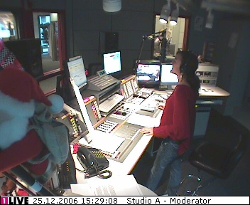 mp_1live_061225_31.jpg