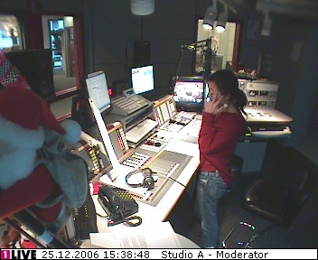 mp_1live_061225_37.jpg