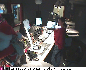 mp_1live_061225_62.jpg