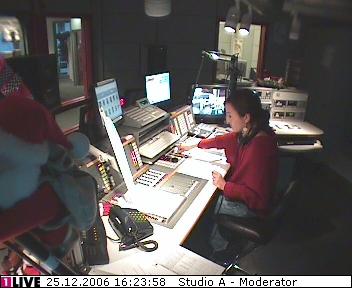 mp_1live_061225_67.jpg