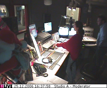 mp_1live_061225_77.jpg